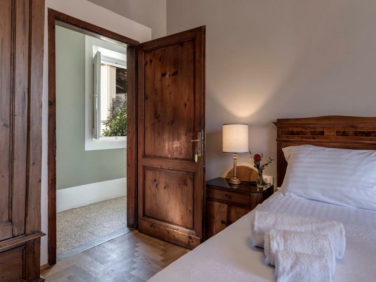 Bed and Breakfast Tenuta Di Capezzana Seano Экстерьер фото