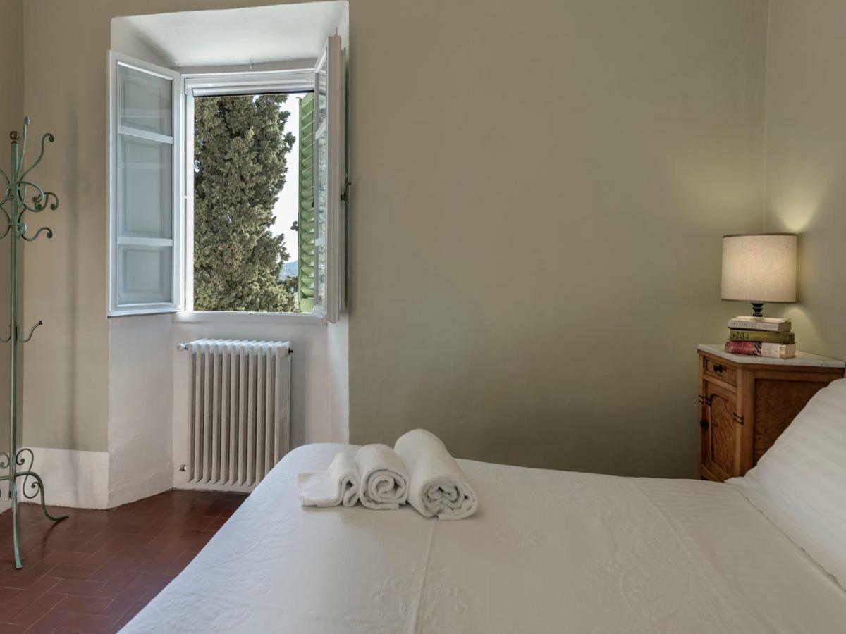 Bed and Breakfast Tenuta Di Capezzana Seano Экстерьер фото