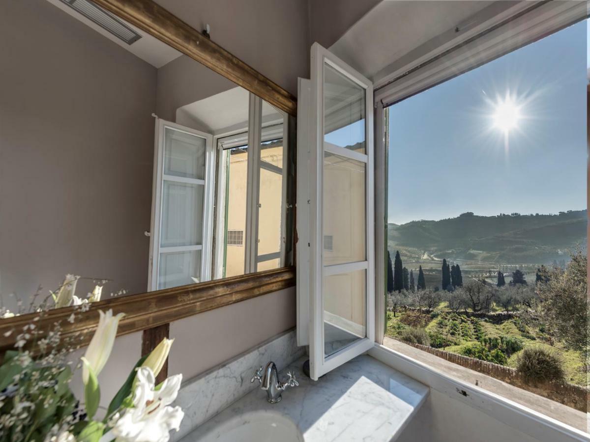 Bed and Breakfast Tenuta Di Capezzana Seano Экстерьер фото